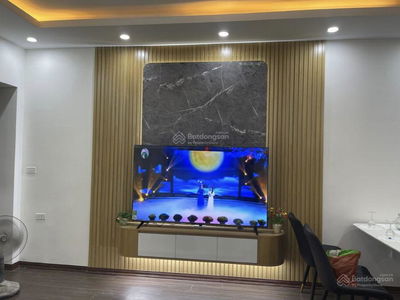 Phan Van Truong Street, Vietnam Phan Van Truong Street, Vietnam