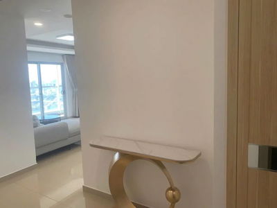 Blooming Tower, Vietnam Blooming Tower, Vietnam