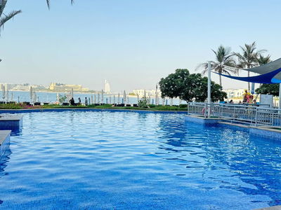 Жилье в Dubai, United Arab Emirates  Жилье в Dubai, United Arab Emirates