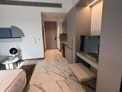 Mag Eye, United Arab Emirates  Mag Eye, United Arab Emirates