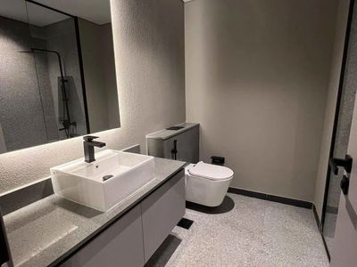 Mag Eye, United Arab Emirates  Mag Eye, United Arab Emirates