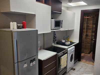 Green Jewel, United Arab Emirates  Green Jewel, United Arab Emirates