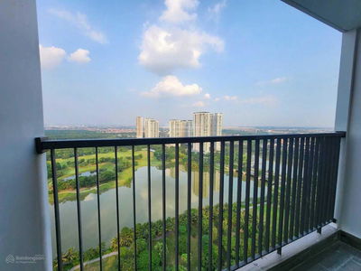 Swan Lake Onsen, Vietnam Swan Lake Onsen, Vietnam