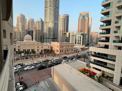 Жилье в Dubai, United Arab Emirates  Жилье в Dubai, United Arab Emirates
