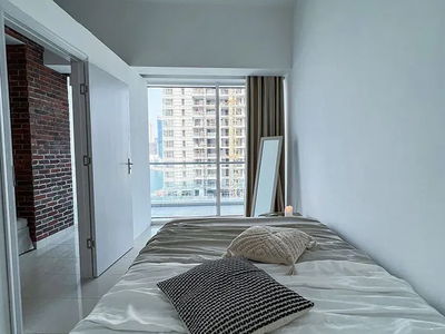 Housing in Dubai, United Arab Emirates Housing in Dubai, United Arab Emirates