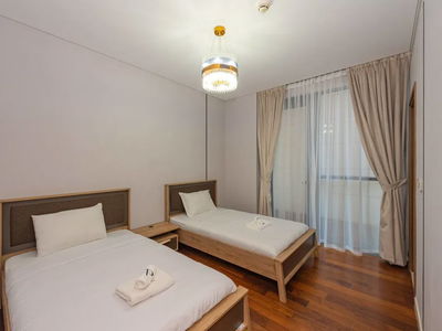 21 A, United Arab Emirates  21 A, United Arab Emirates