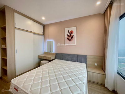 Pham Van Dong Street, Vietnam Pham Van Dong Street, Vietnam