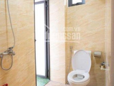 Khuc Thua Du Street, Vietnam  Khuc Thua Du Street, Vietnam