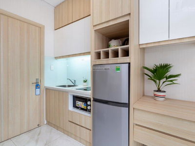 Tran Trong Cung Street, Vietnam  Tran Trong Cung Street, Vietnam