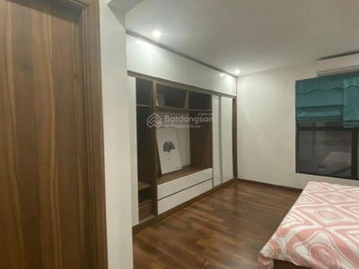 Hoang Quoc Viet Street, Vietnam Hoang Quoc Viet Street, Vietnam