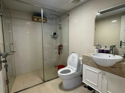 D'. Le Pont D'or - Hoang Cau, Vietnam D'. Le Pont D'or - Hoang Cau, Vietnam