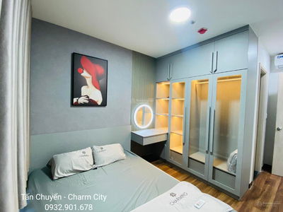 Charm City, Vietnam Charm City, Vietnam