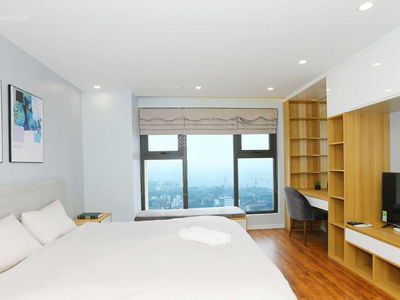 D'. Le Roi Soleil, Vietnam D'. Le Roi Soleil, Vietnam