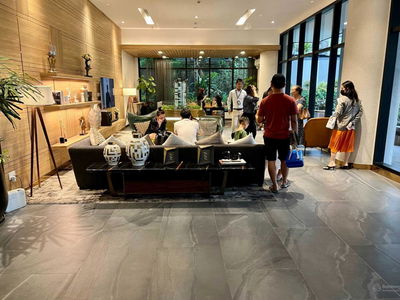 Zenith, Vietnam Zenith, Vietnam