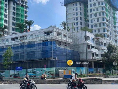 Zeit River Thu Thiem, Vietnam Zeit River Thu Thiem, Vietnam