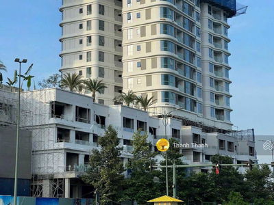 Zeit River Thu Thiem, Vietnam Zeit River Thu Thiem, Vietnam