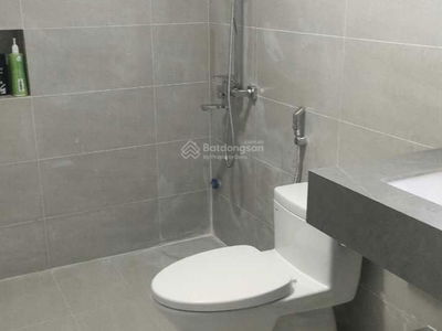 Linh Dam Street, Vietnam Linh Dam Street, Vietnam