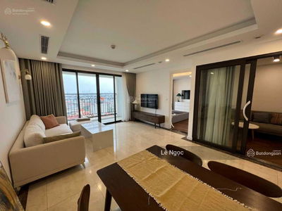 D'. Le Roi Soleil, Vietnam D'. Le Roi Soleil, Vietnam