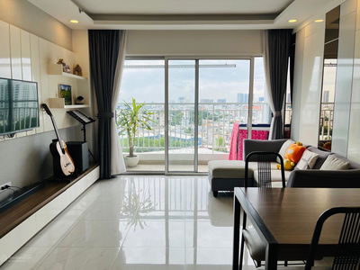 Sunrise City, Vietnam Sunrise City, Vietnam