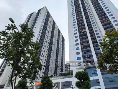 Nguyen Co Thach Street, Vietnam Nguyen Co Thach Street, Vietnam