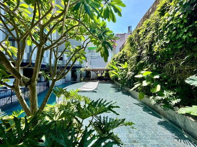 Zenith, Vietnam Zenith, Vietnam