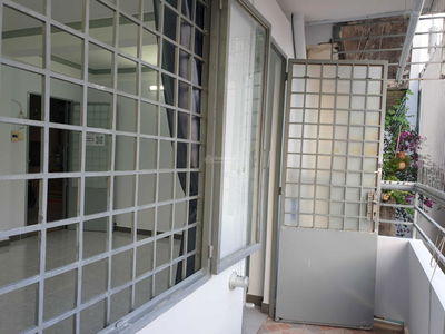 87D4, Vietnam 87D4, Vietnam