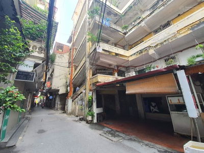 Ton Duc Thang Street, Vietnam Ton Duc Thang Street, Vietnam