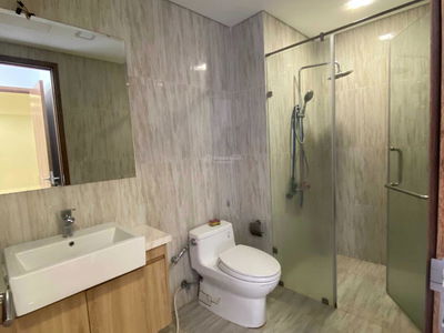 The Golden Star, Vietnam The Golden Star, Vietnam