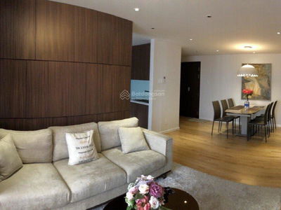 River Gate, Vietnam River Gate, Vietnam