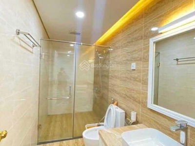 D'. Le Roi Soleil, Vietnam D'. Le Roi Soleil, Vietnam