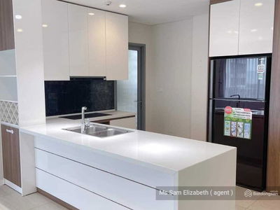 Diamond Island, Vietnam Diamond Island, Vietnam