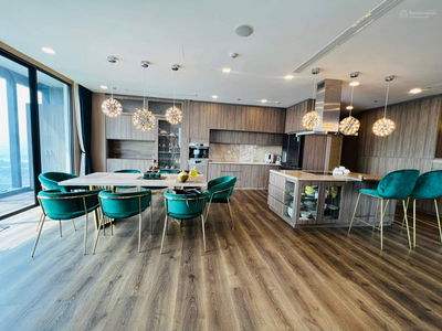 Vinhomes Golden River Ba Son, Vietnam Vinhomes Golden River Ba Son, Vietnam