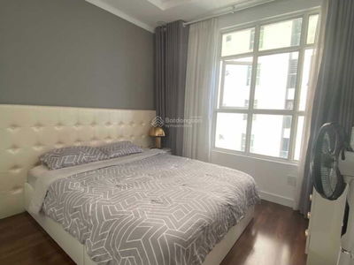 Hoang Anh Thanh Binh, Vietnam Hoang Anh Thanh Binh, Vietnam