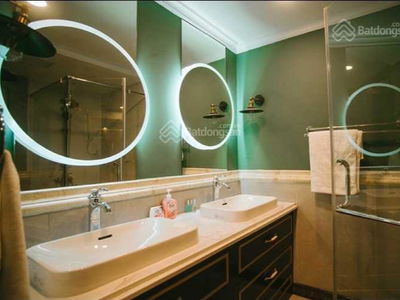 D'. Le Roi Soleil, Vietnam D'. Le Roi Soleil, Vietnam