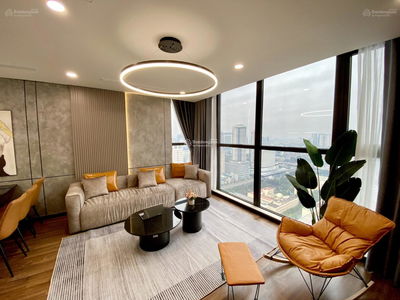 Golden Palace, Vietnam Golden Palace, Vietnam