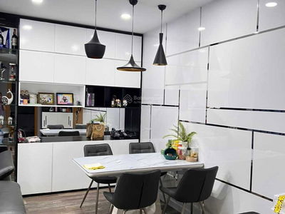 Him Lam Cho Lon, Vietnam Him Lam Cho Lon, Vietnam