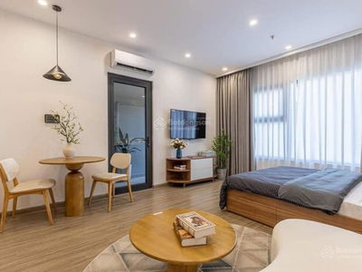 Nguyen Chi Thanh Street, Vietnam Nguyen Chi Thanh Street, Vietnam