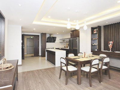 D'. Le Roi Soleil, Vietnam D'. Le Roi Soleil, Vietnam