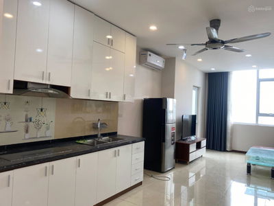 Xuan La Street, Vietnam Xuan La Street, Vietnam