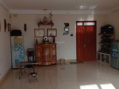 Nguyen Huu Tien Street, Vietnam Nguyen Huu Tien Street, Vietnam