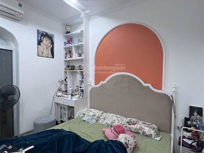 Le Thanh Tong Street, Vietnam Le Thanh Tong Street, Vietnam