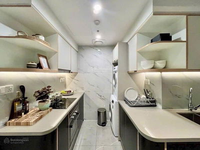 Zenith, Vietnam Zenith, Vietnam