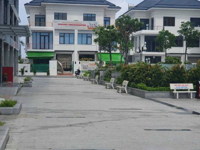 Diamond Riverside, Vietnam Diamond Riverside, Vietnam