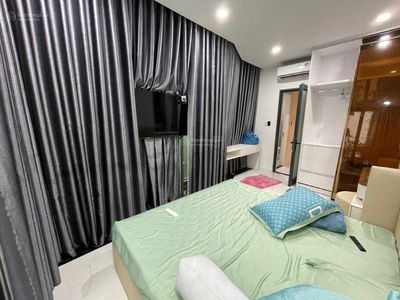 Nguyen Thi Minh Khai Street, Vietnam  Nguyen Thi Minh Khai Street, Vietnam