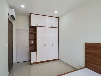 Topaz Elite, Vietnam Topaz Elite, Vietnam