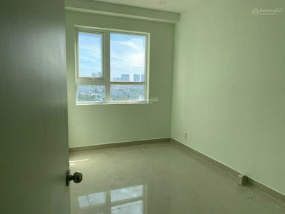 Topaz Elite, Vietnam Topaz Elite, Vietnam