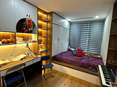 The Nine, Vietnam  The Nine, Vietnam