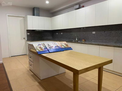 97 Lang Ha, Vietnam  97 Lang Ha, Vietnam