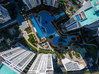 Diamond Island, Vietnam Diamond Island, Vietnam