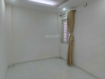 Tran Binh Street, Vietnam Tran Binh Street, Vietnam